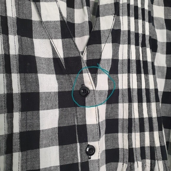 Coupe Collection Black and White Plaid Button Shirt Tie Waist Size Medium - Picture 14 of 15